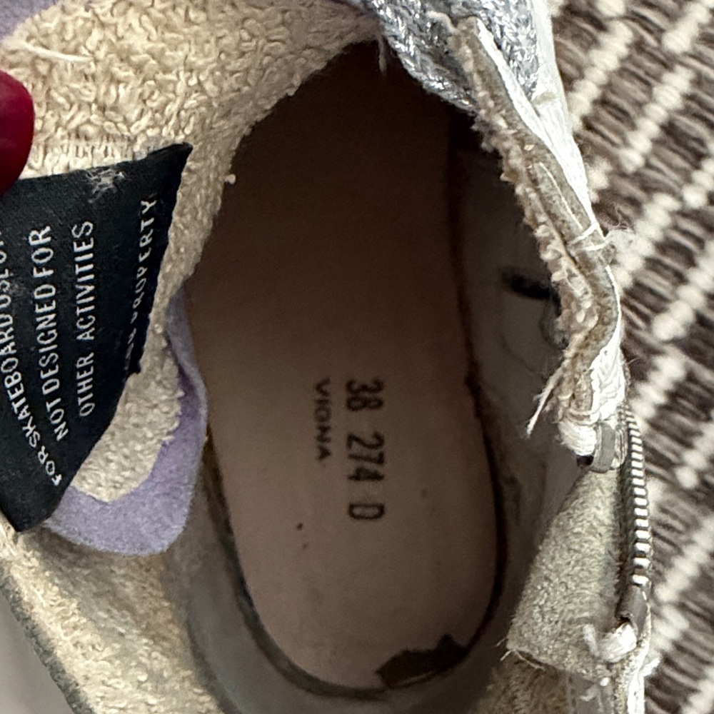 Golden Goose White and Pink Sneakers - Picture 7 of 7